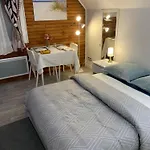 2 A3m Locations Apartment *